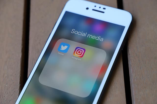 How to Download Photos and Videos from Instagram on iPhone and Android