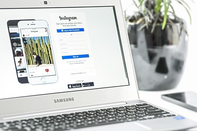 How to Save Instagram Stories: All Available Methods